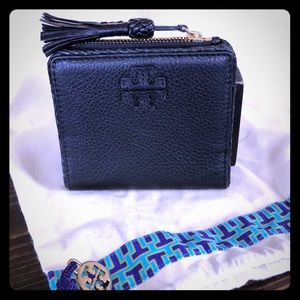 Tory Burch Taylor Mini Wallet NWOT